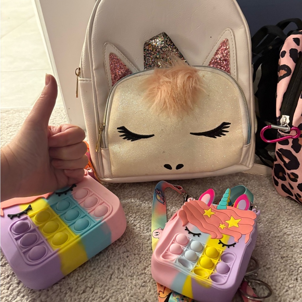 Assorted Backpacks/Bags - Picture 6 of 6